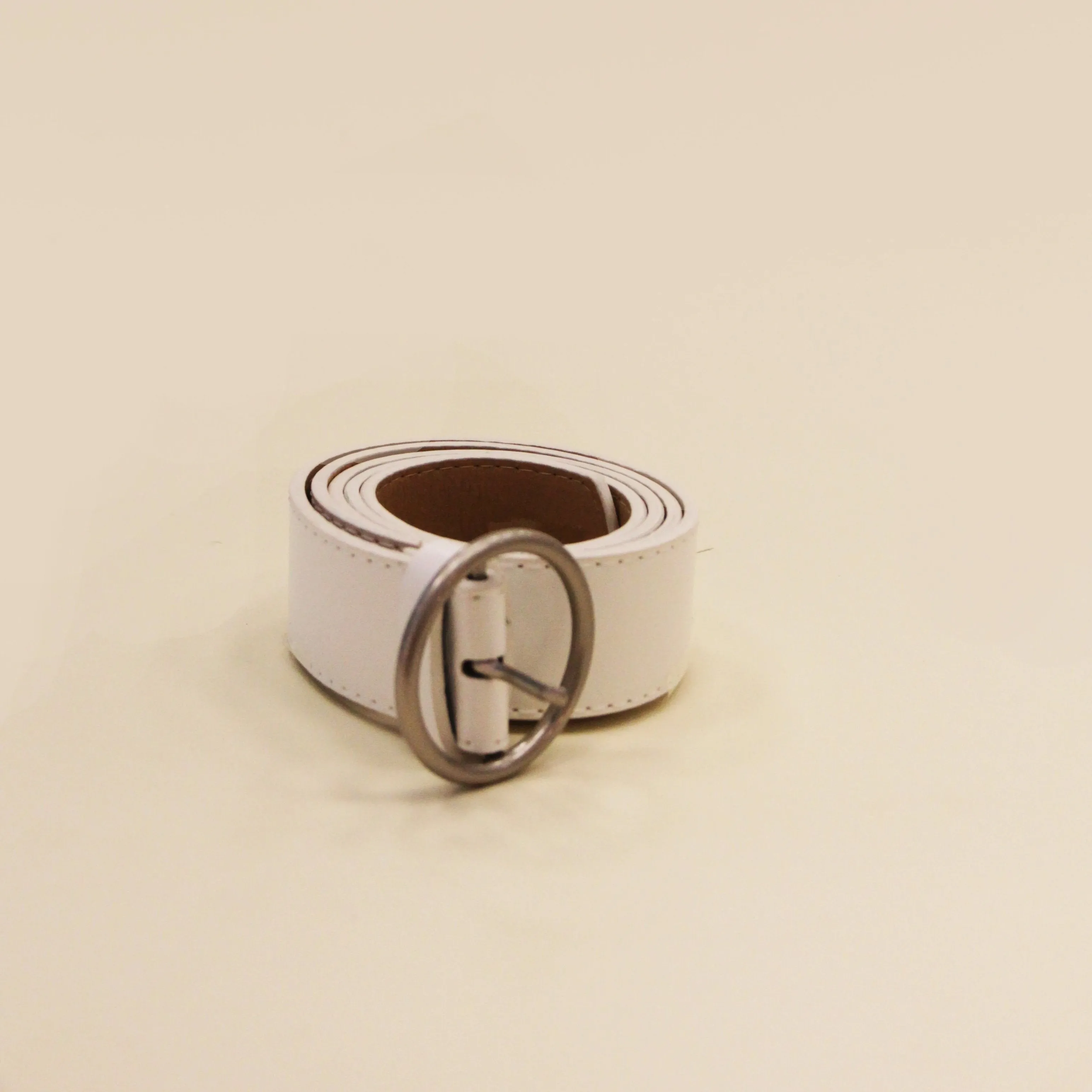 ZONI White Circle Ring Belt